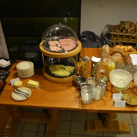 Pensiun Trais Piz Hostel