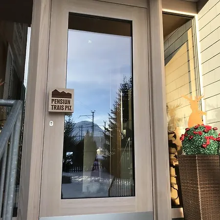 Pensiun Trais Piz Hostel